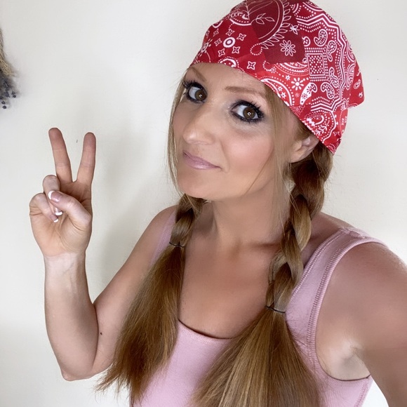 🔴5/$25🔴 bandanna - Picture 1 of 2